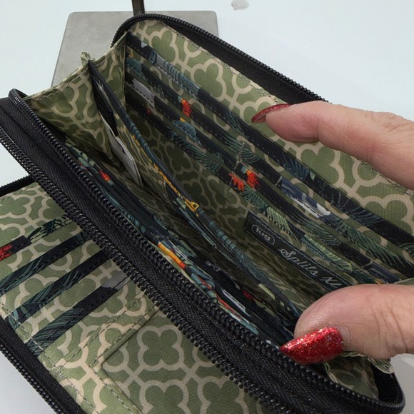 LUG Australia Jungle Safari Elephants Cheetahs Zip Around Wallet Clutch - Picture 8 of 11